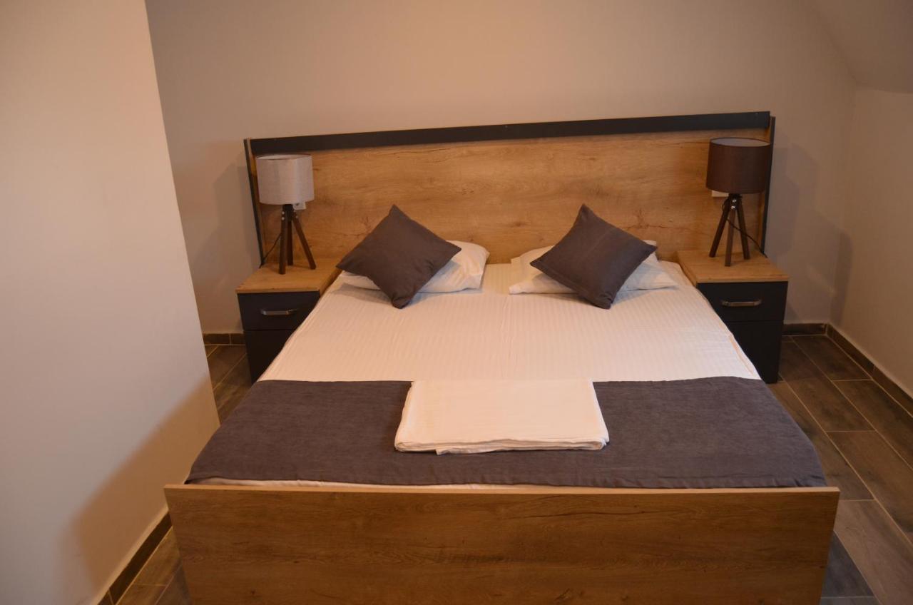 Quars Palmiye Hotel อดาลาร์ ภายนอก รูปภาพ